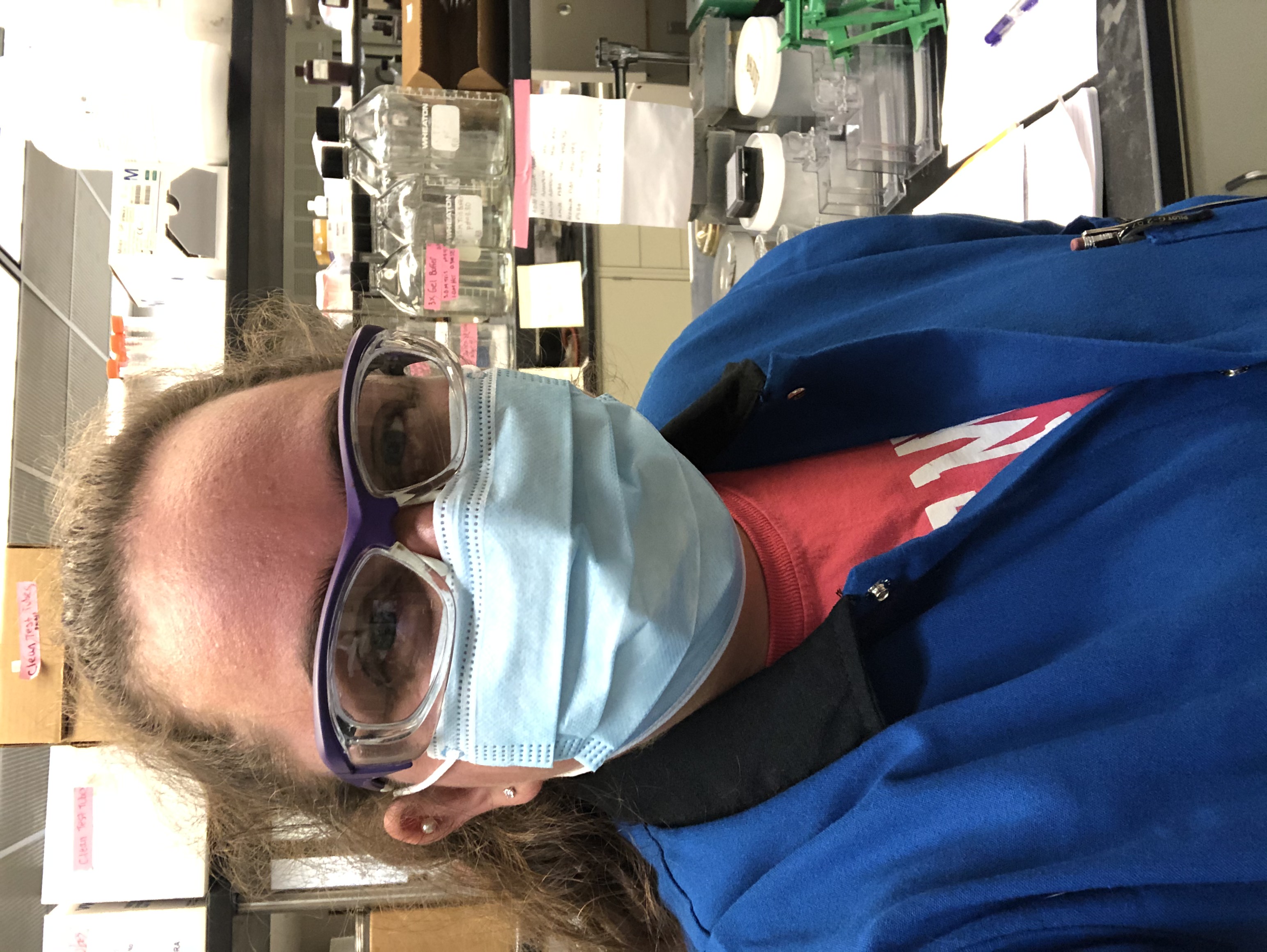 Rachel Beltman working in the lab.